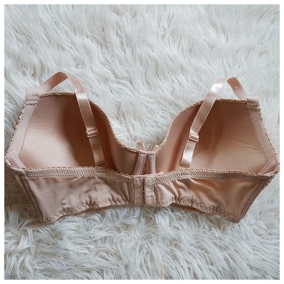 3/$20 38DD Beige Lace Demi Underwire Lined Bra - Picture 3 of 4